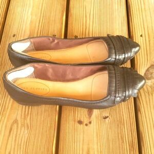 Hush Puppy women's black flats size 6.5